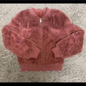 ❌SOLD❌ Pink fuzzy bomber jacket